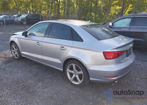 2016 Audi A3 2.0T Premium из США, поврежденный, VIN WAUB8GFF5G1041683